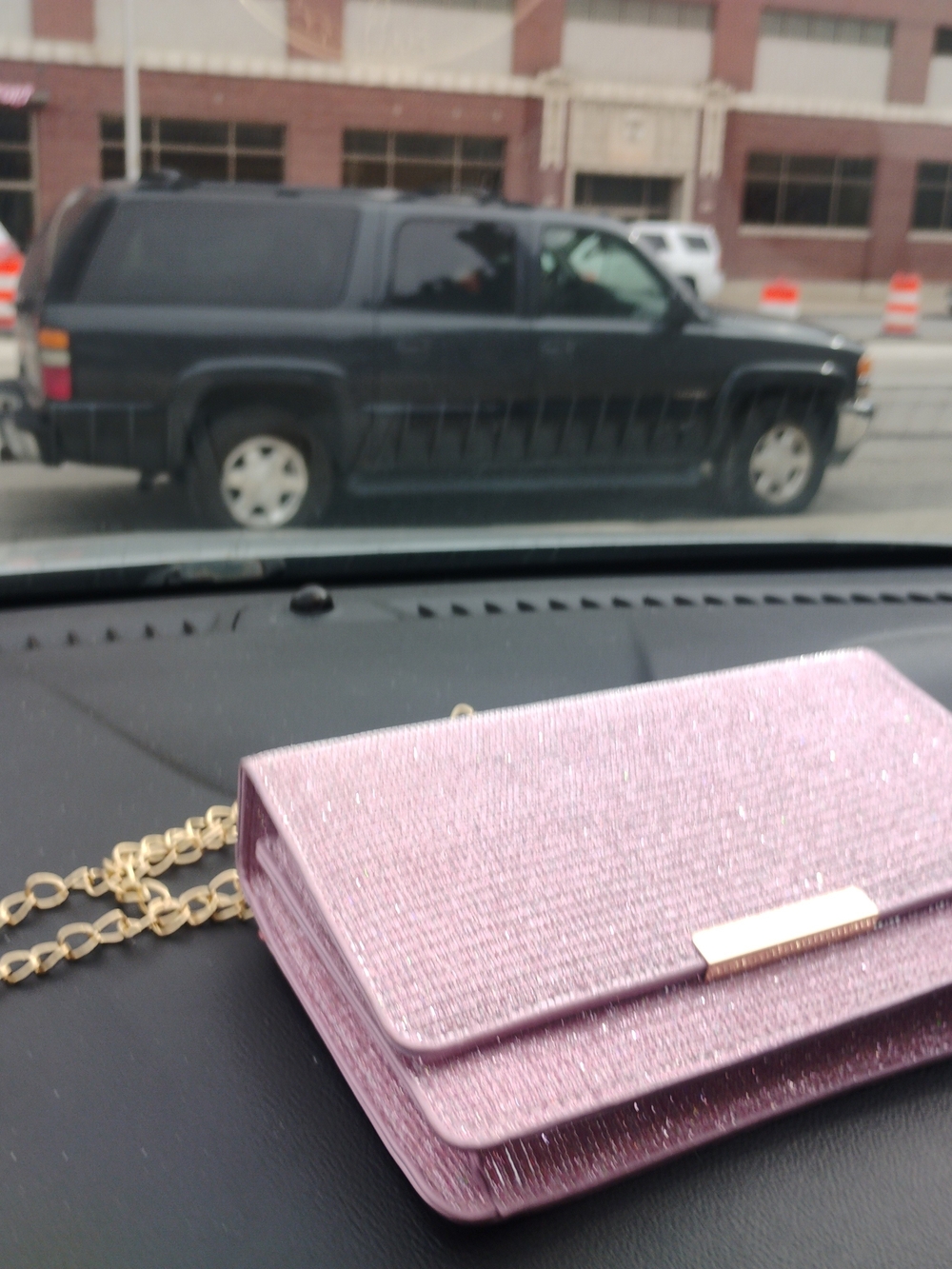 Pink Glitter Chain Clutch Bag - Elegant Evening Wallet